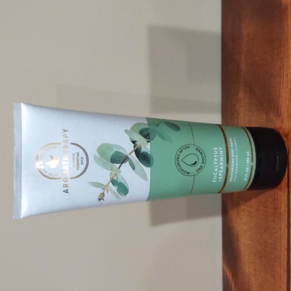Bath & Body Works Other - Bath & body works eucalyptus and spearmint body wash, 10 fluid ounces